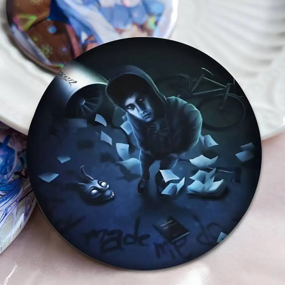 Movie Donnie Darko Vintage Ani - Vintage Collectible Pins ulasan dan harga