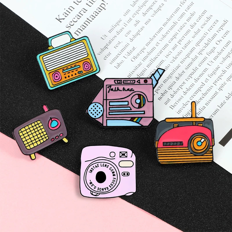 Vintage Game Enamel Pins Colle - Vintage Collectible Pins ulasan dan harga